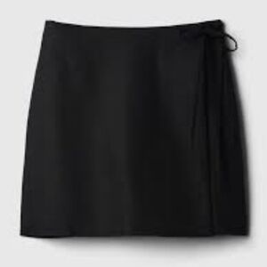 GAP Linen Black Women's Wrap Mini Skirt